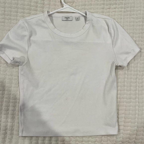 Aritzia Tops - Aritzia White Short Sleeve T-Shirt Size S Classic Essential Tee
